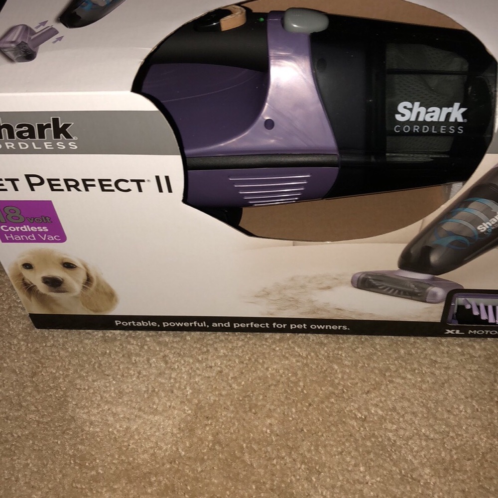 Hand vacuum